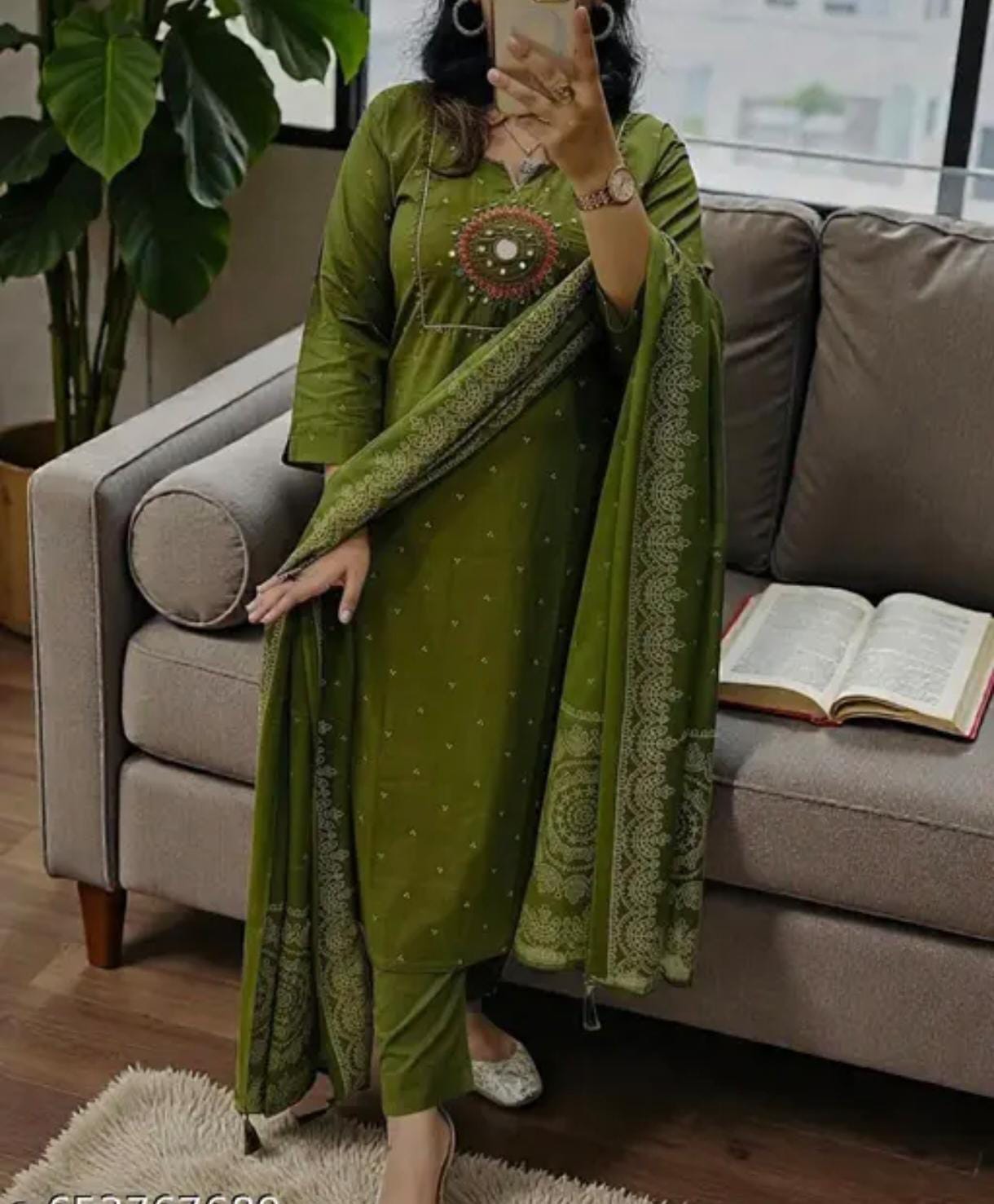 Olive Green Kurta Set with Traditional Print Dupatta